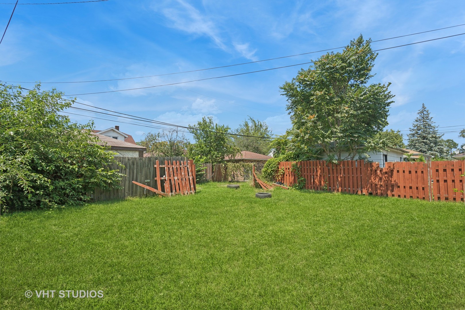 Photo 15 of 18 of 492 Freeland Avenue house