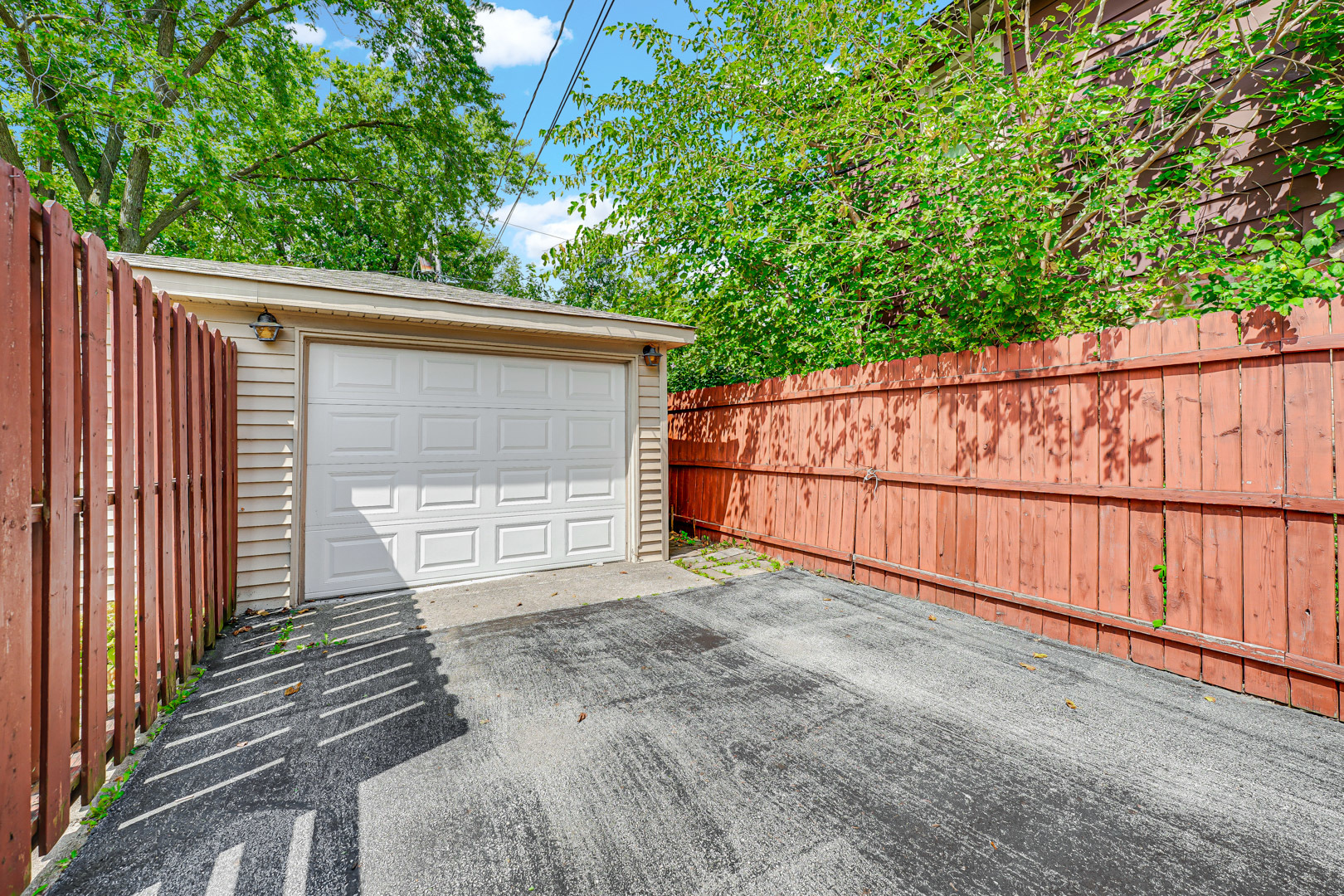 Photo 16 of 16 of 1366 Gordon Avenue house