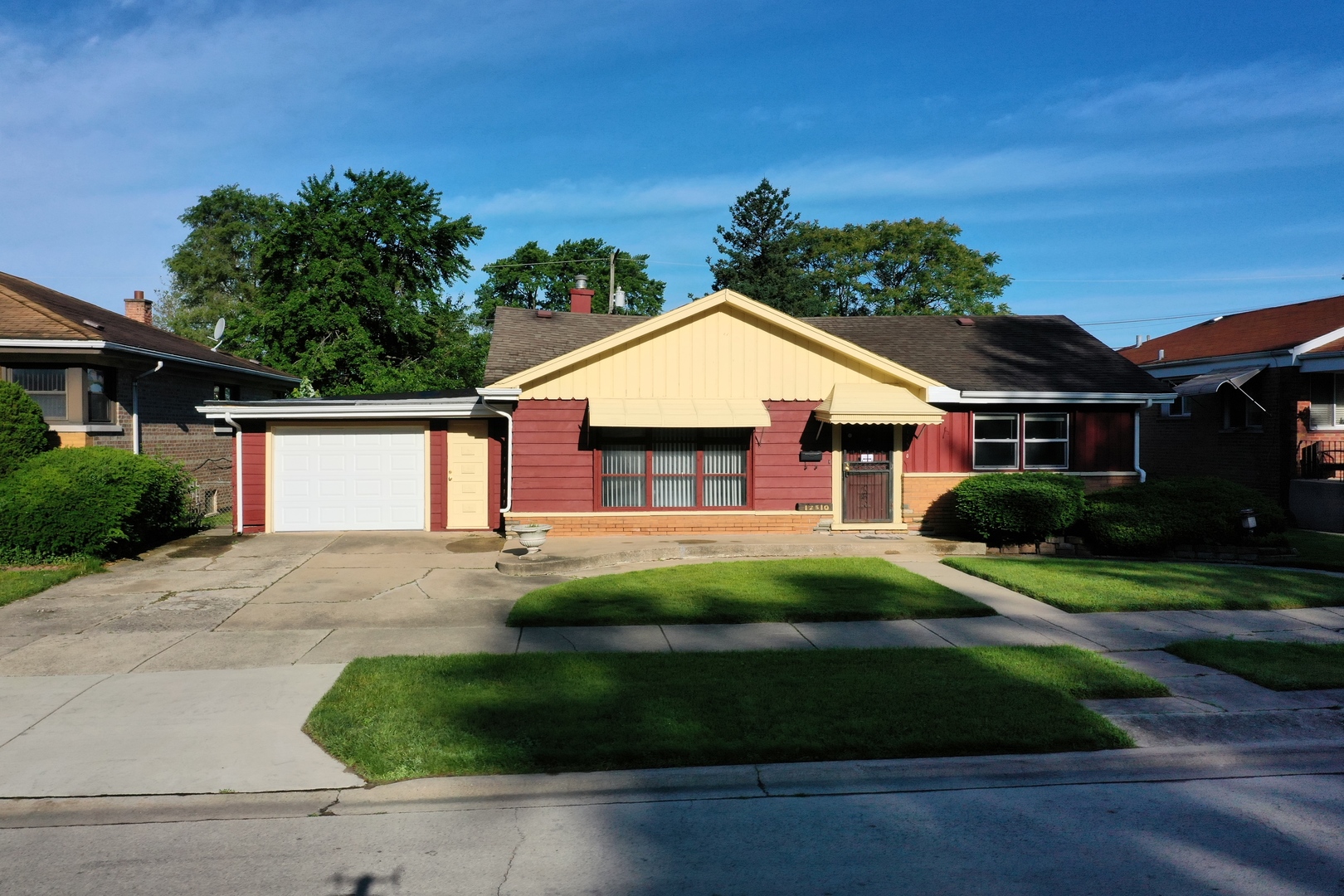 Photo 22 of 26 of 12510 S Throop Street house