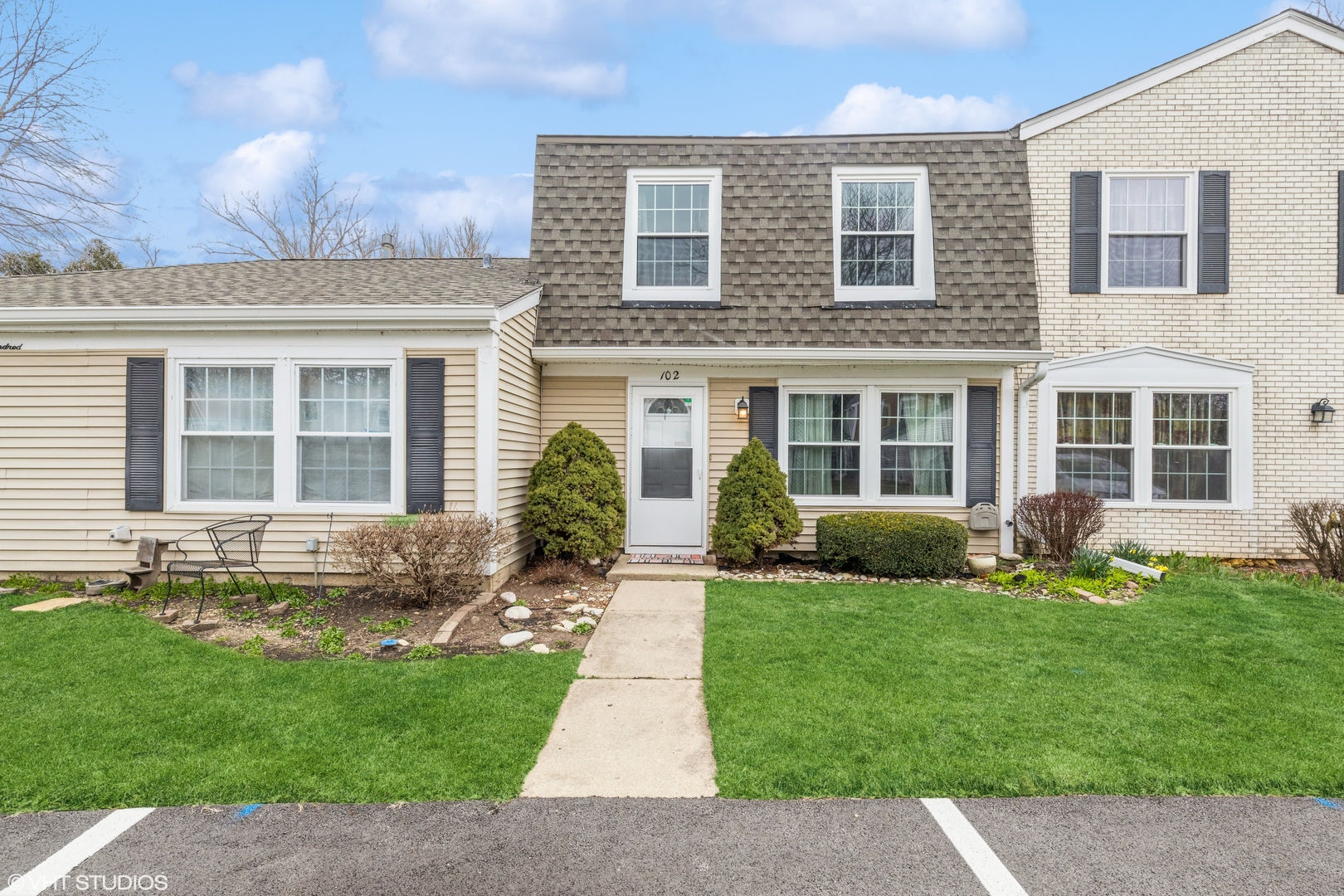 Photo 1 of 13 of 102 Bright Oaks Circle 102 townhome