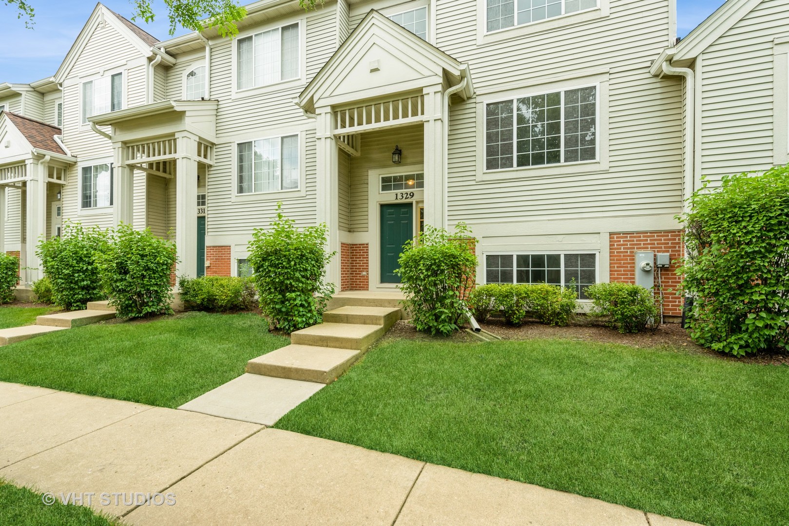 Photo 1 of 15 of 1329 New Haven Drive townhome