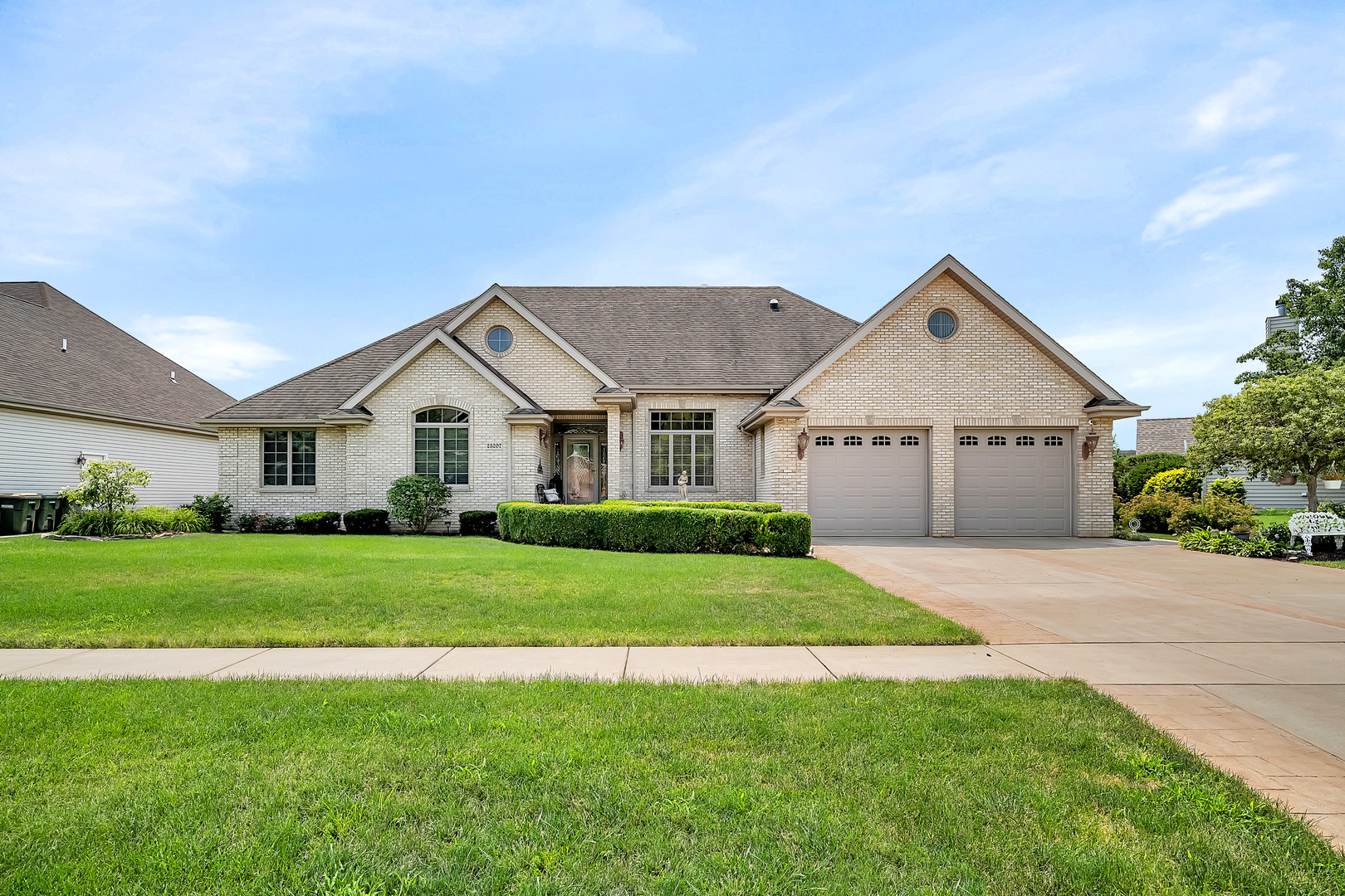 Photo 1 of 38 of 25207 W Meadowlark Drive house