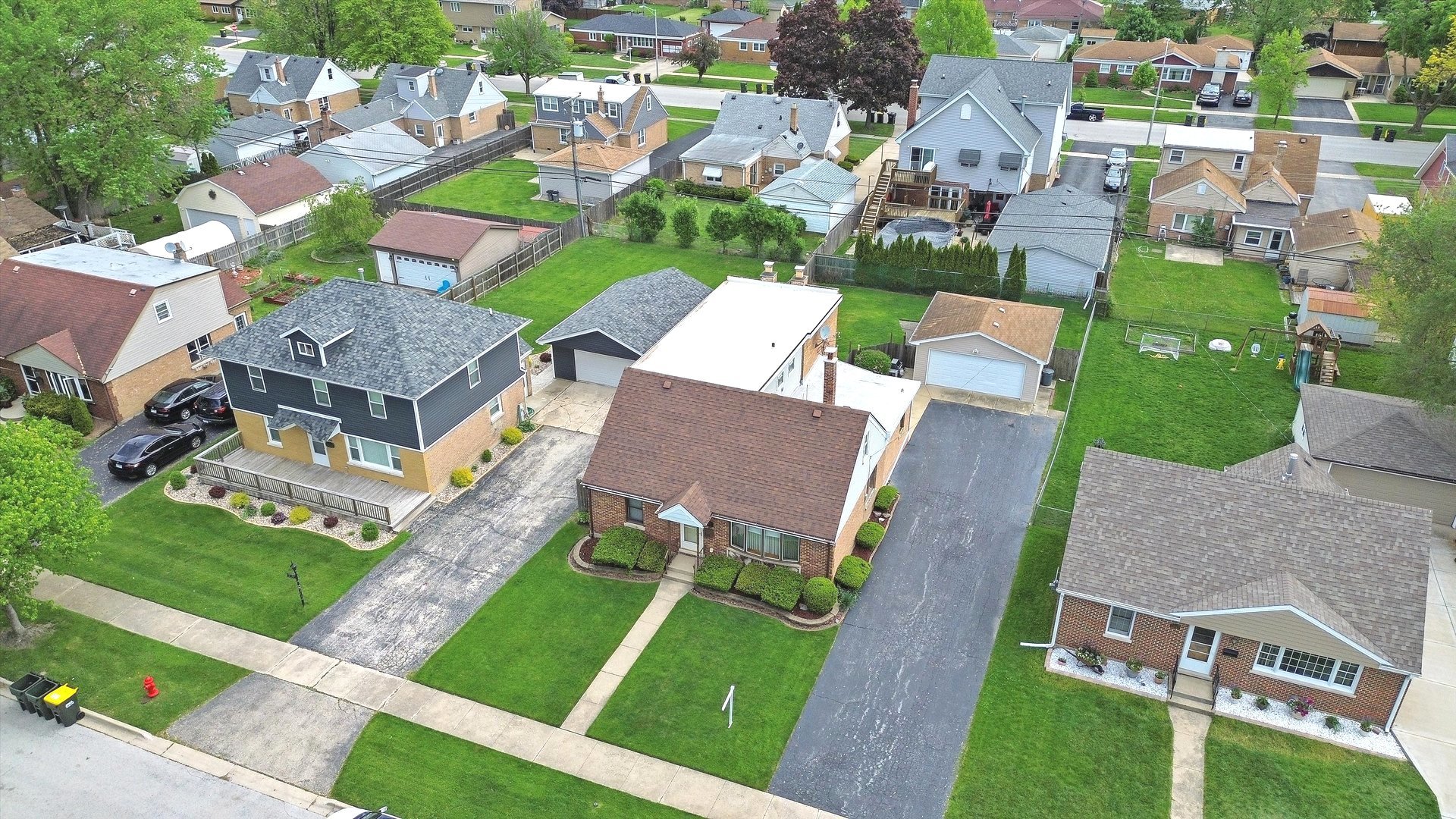 Photo 1 of 42 of 10837 S Mcvicker Avenue house