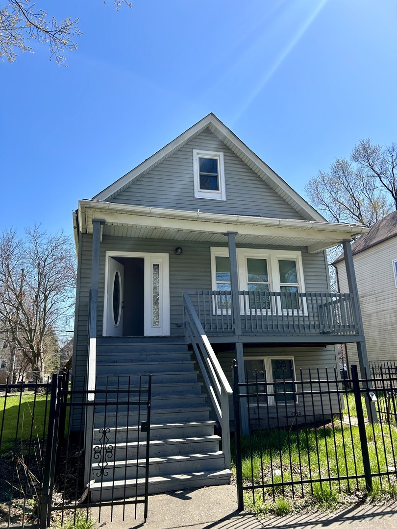 Photo 1 of 9 of 8135 S Muskegon Avenue house