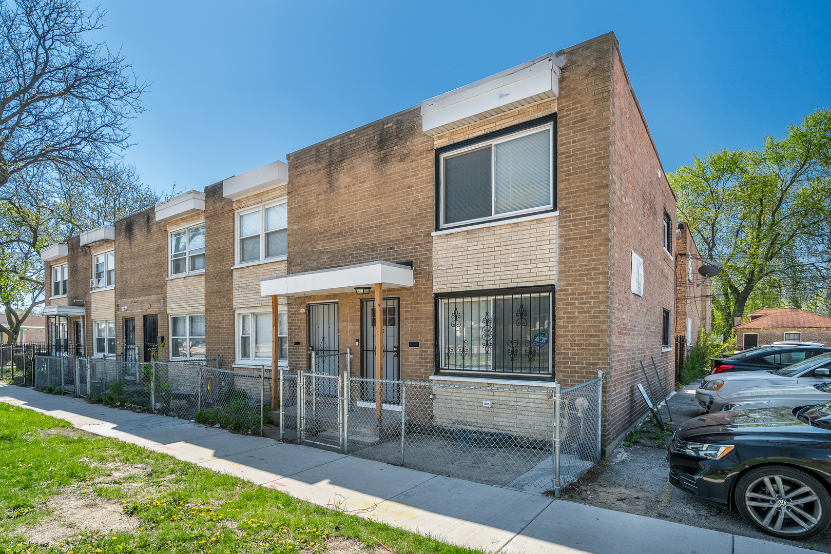 Photo 10 of 15 of 7900 S Kimbark Avenue D townhome