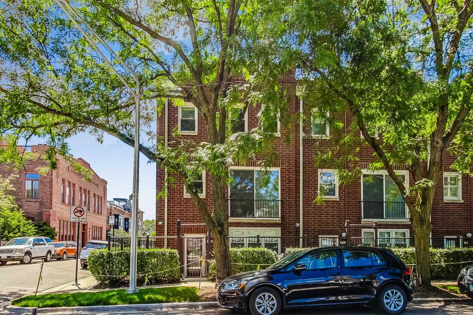 Photo 1 of 36 of 1765 W Altgeld Street A townhome