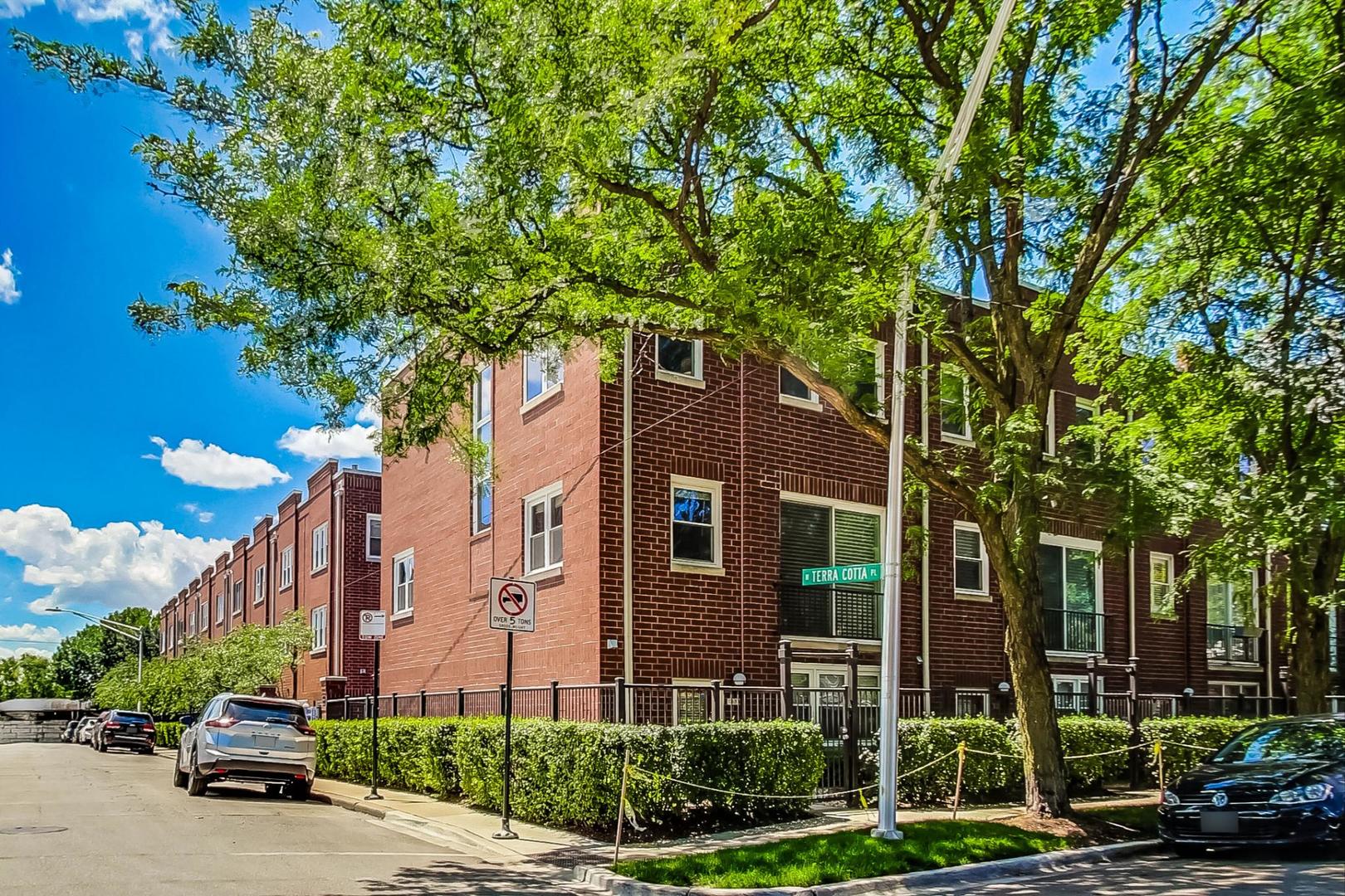 Photo 35 of 36 of 1765 W Altgeld Street A townhome