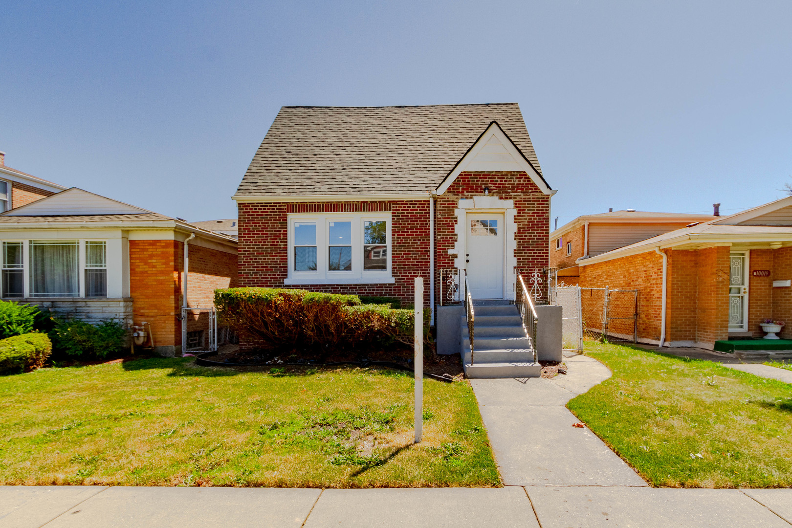 Photo 1 of 34 of 10017 S Indiana Avenue house