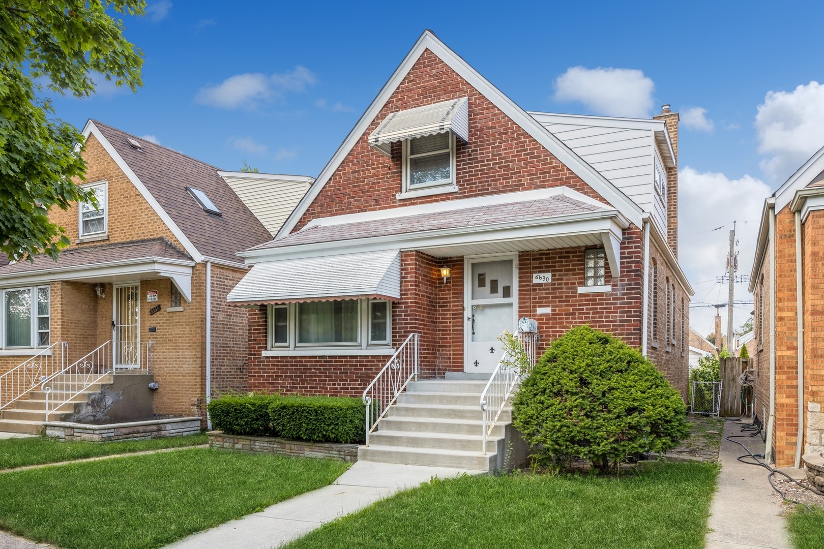 Photo 1 of 13 of 6630 S Kostner Avenue house