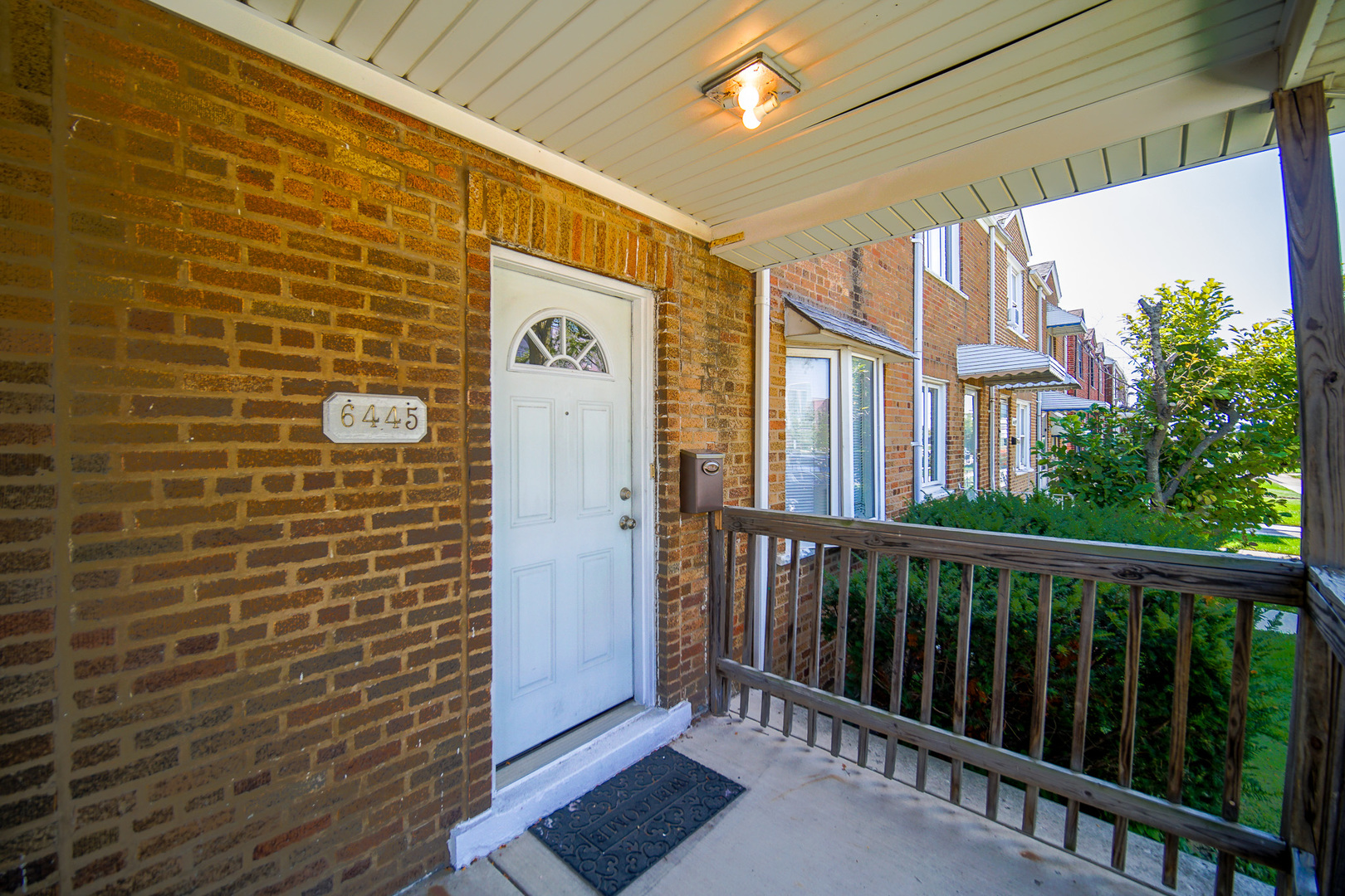 Photo 2 of 16 of 6445 S Long Avenue townhome