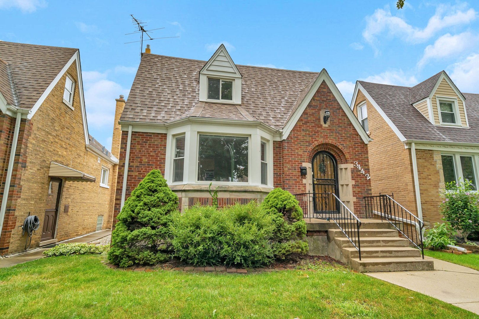 Photo 1 of 29 of 3442 N Normandy Avenue house