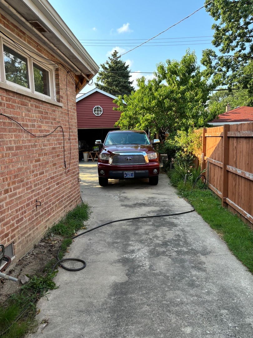 Photo 14 of 20 of 3910 W 83rd Street house