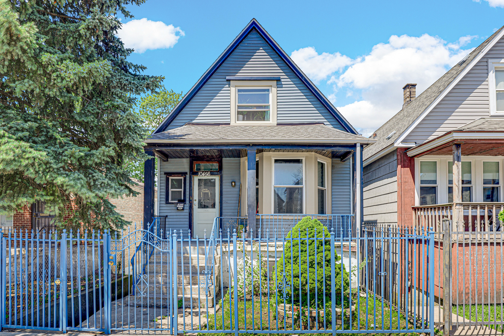 Photo 1 of 25 of 10456 S Avenue L house