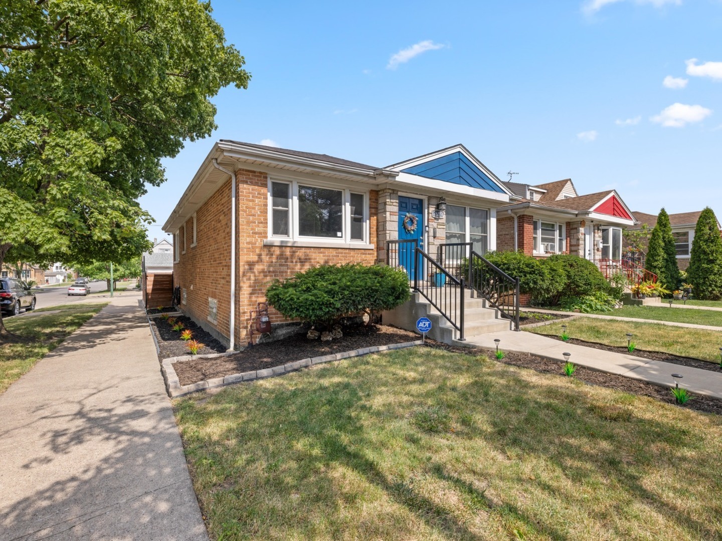 Photo 1 of 28 of 2659 N Merrimac Avenue house