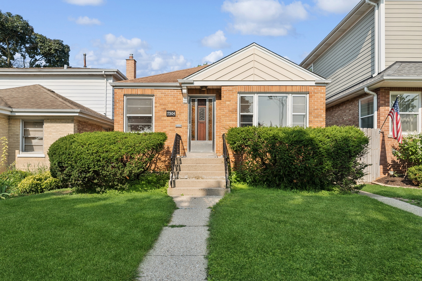 Photo 1 of 19 of 7504 N Oconto Avenue house