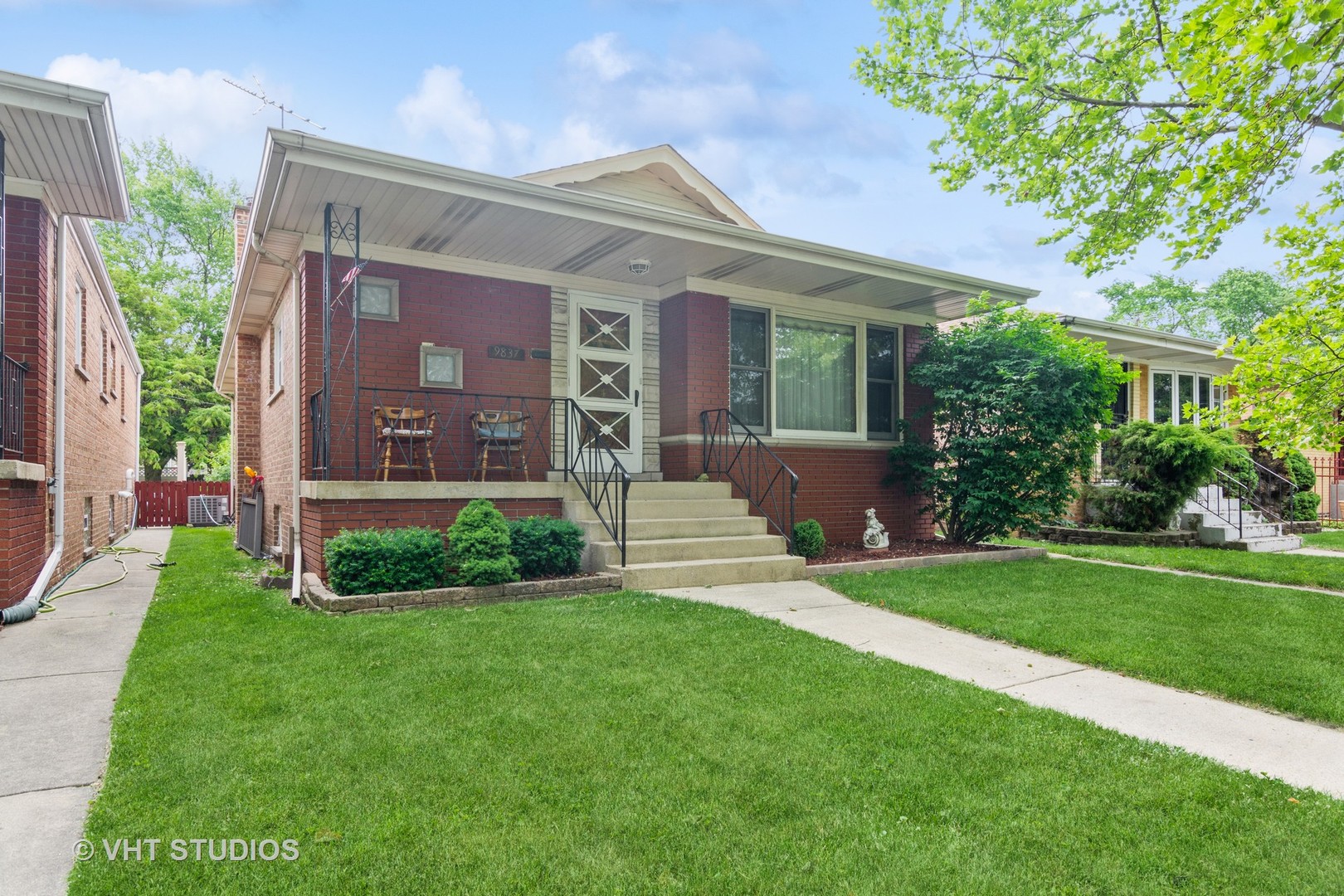 Photo 1 of 11 of 9837 S Muskegon Avenue house