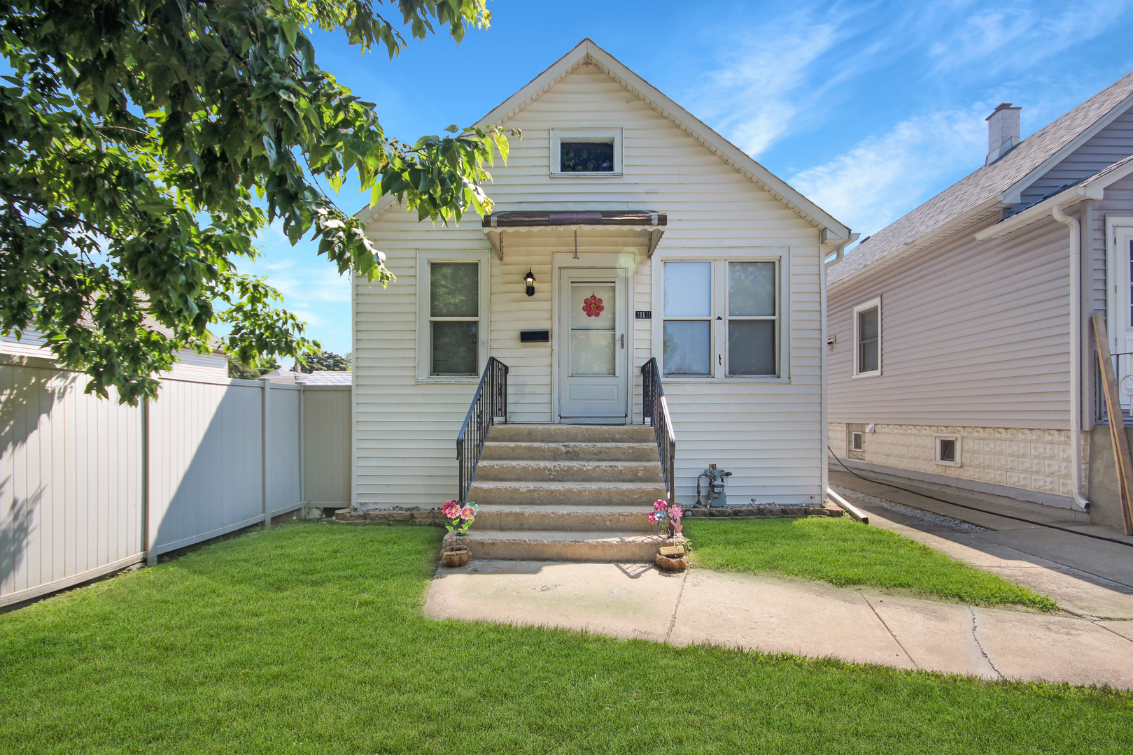 Photo 1 of 15 of 13531 S Avenue M house