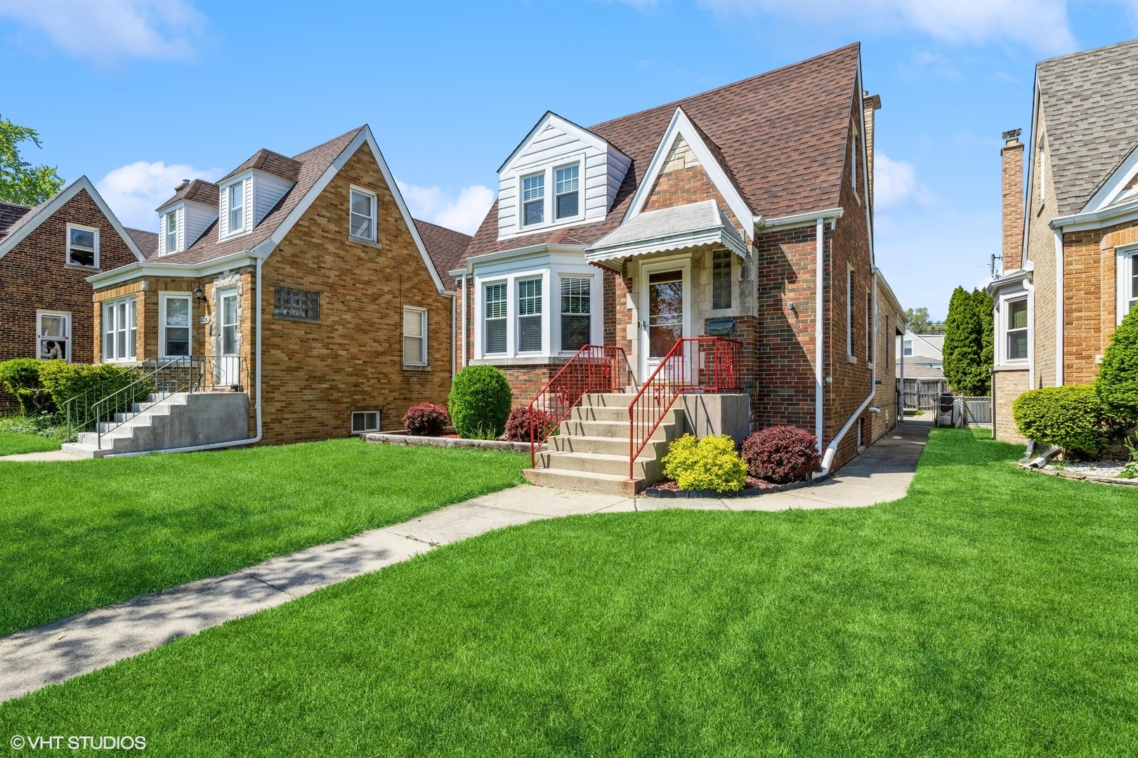 Photo 1 of 24 of 6722 W Schreiber Avenue house