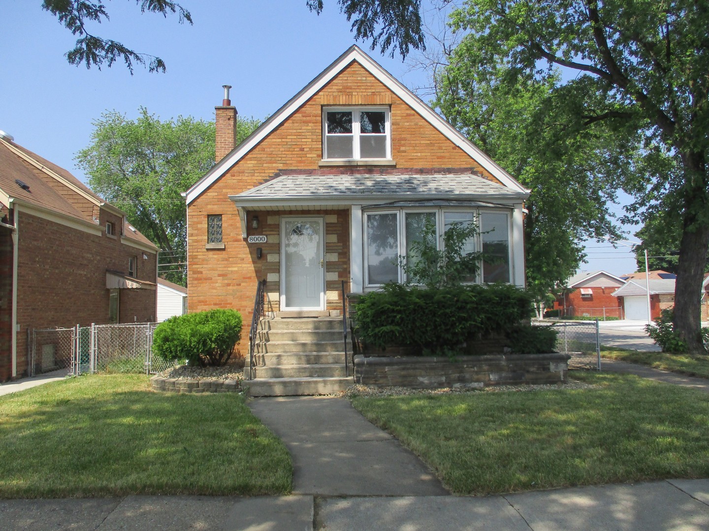 Photo 1 of 13 of 8000 S Whipple Street house