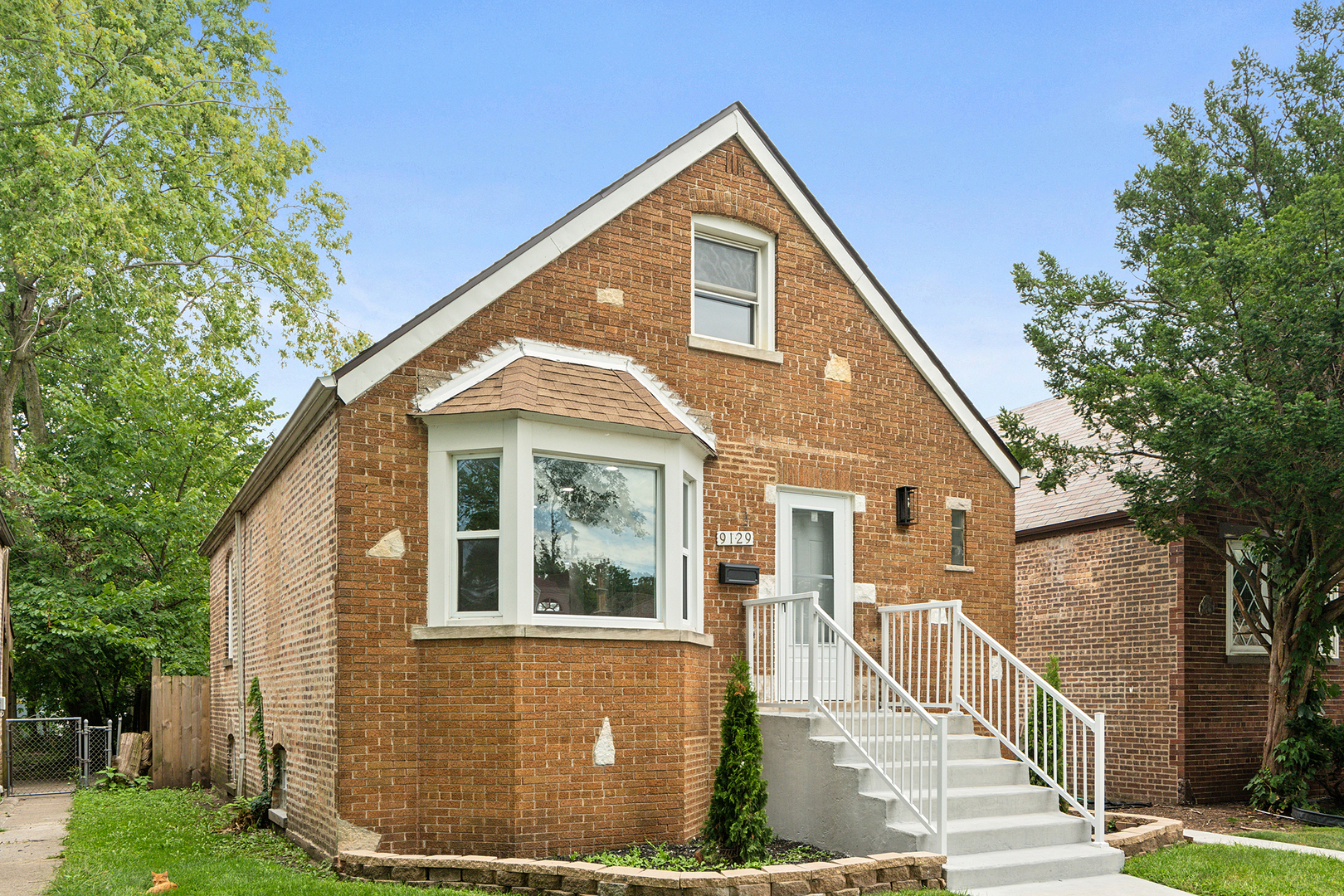 Photo 1 of 19 of 9129 S Clyde Avenue house