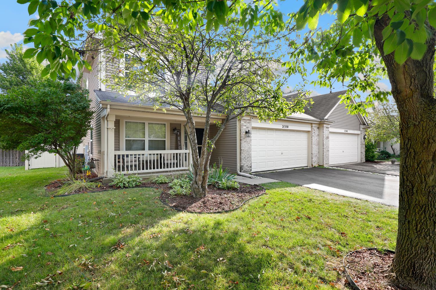 Photo 1 of 21 of 21350 Carlton Street townhome