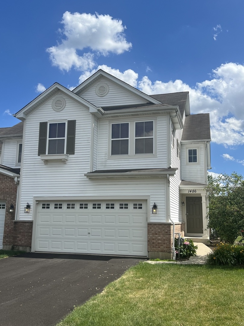 Photo 1 of 1 of 1486 Yosemite Circle townhome