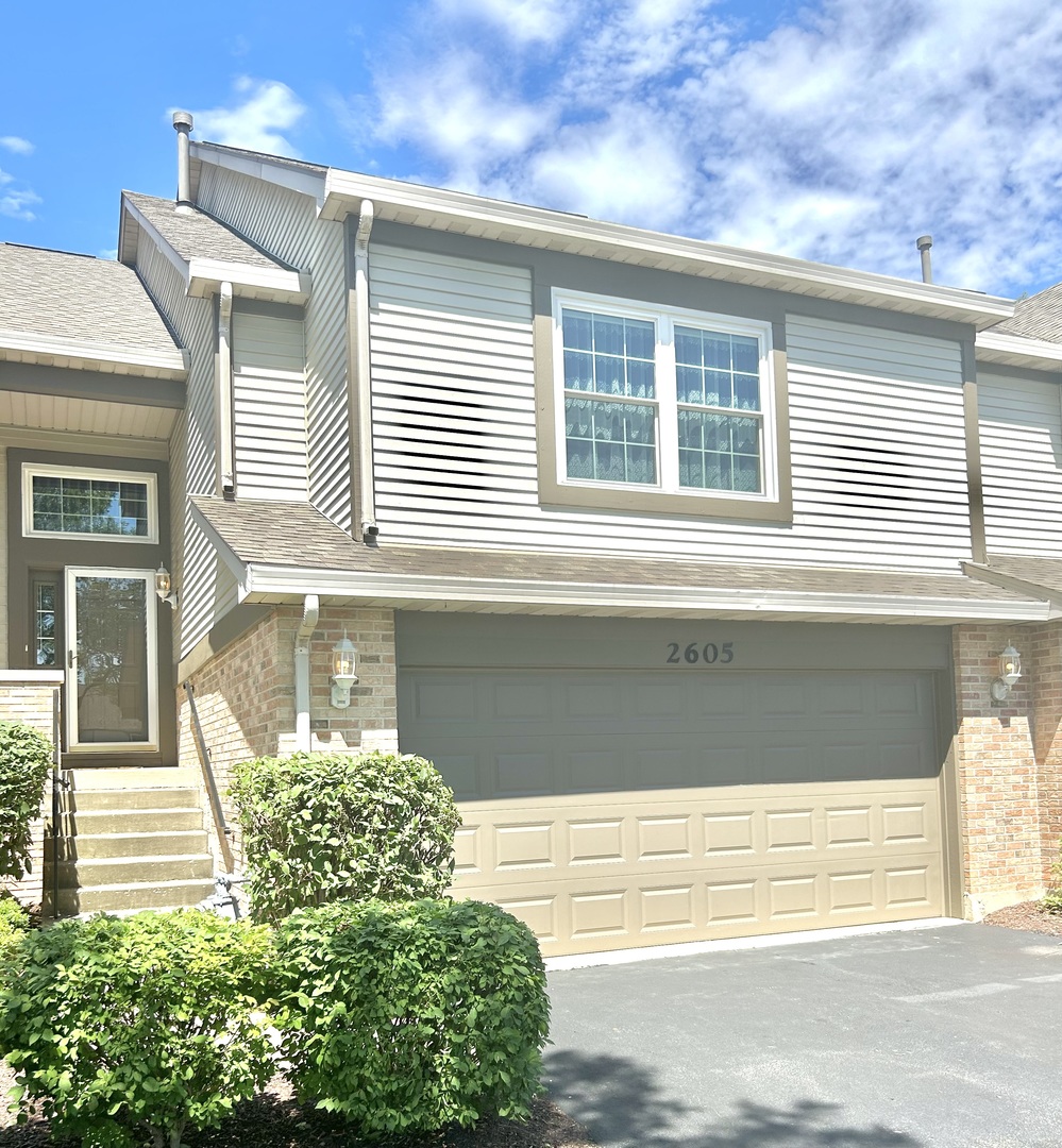 Photo 1 of 27 of 2605 Oxford Court townhome