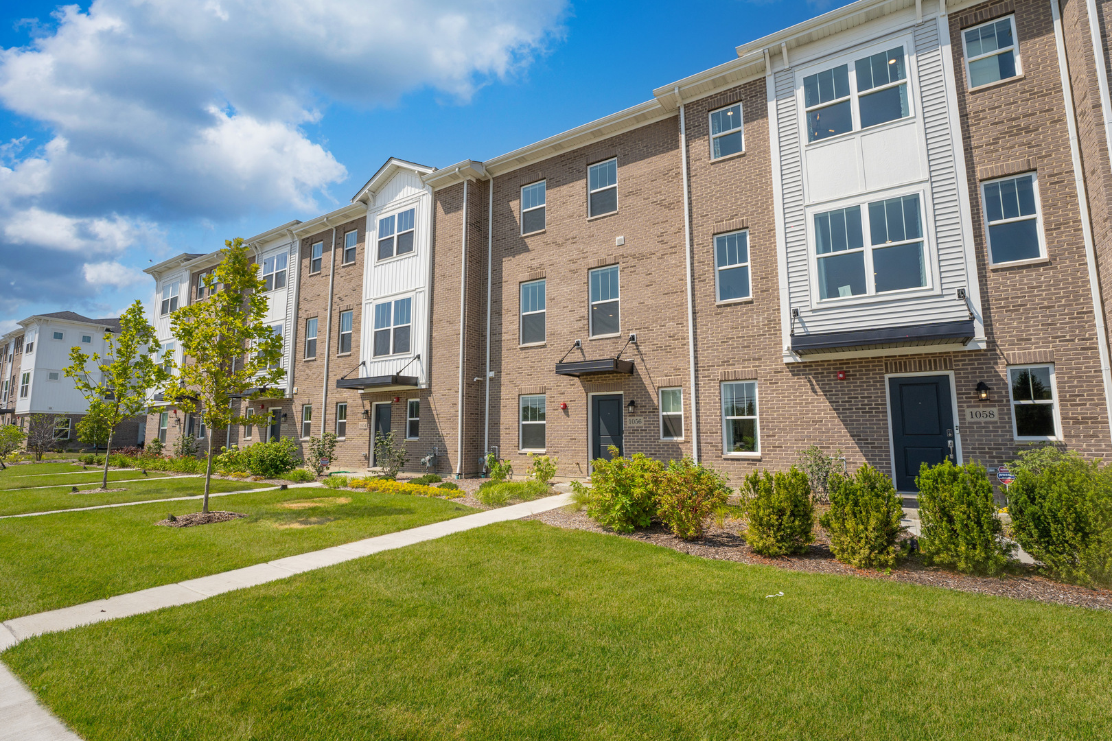 Photo 1 of 43 of 1056 E Oakton Street townhome