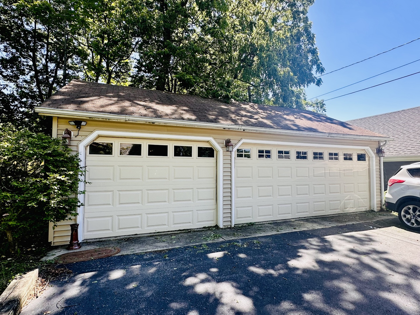 Photo 5 of 5 of 5253 Blodgett Avenue house