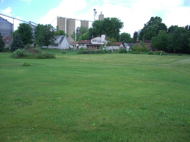 Photo 1 of 4 of 501 LORAINE Street land