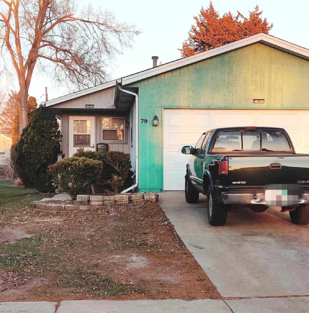 Photo 1 of 9 of 79 S WESTON Avenue house