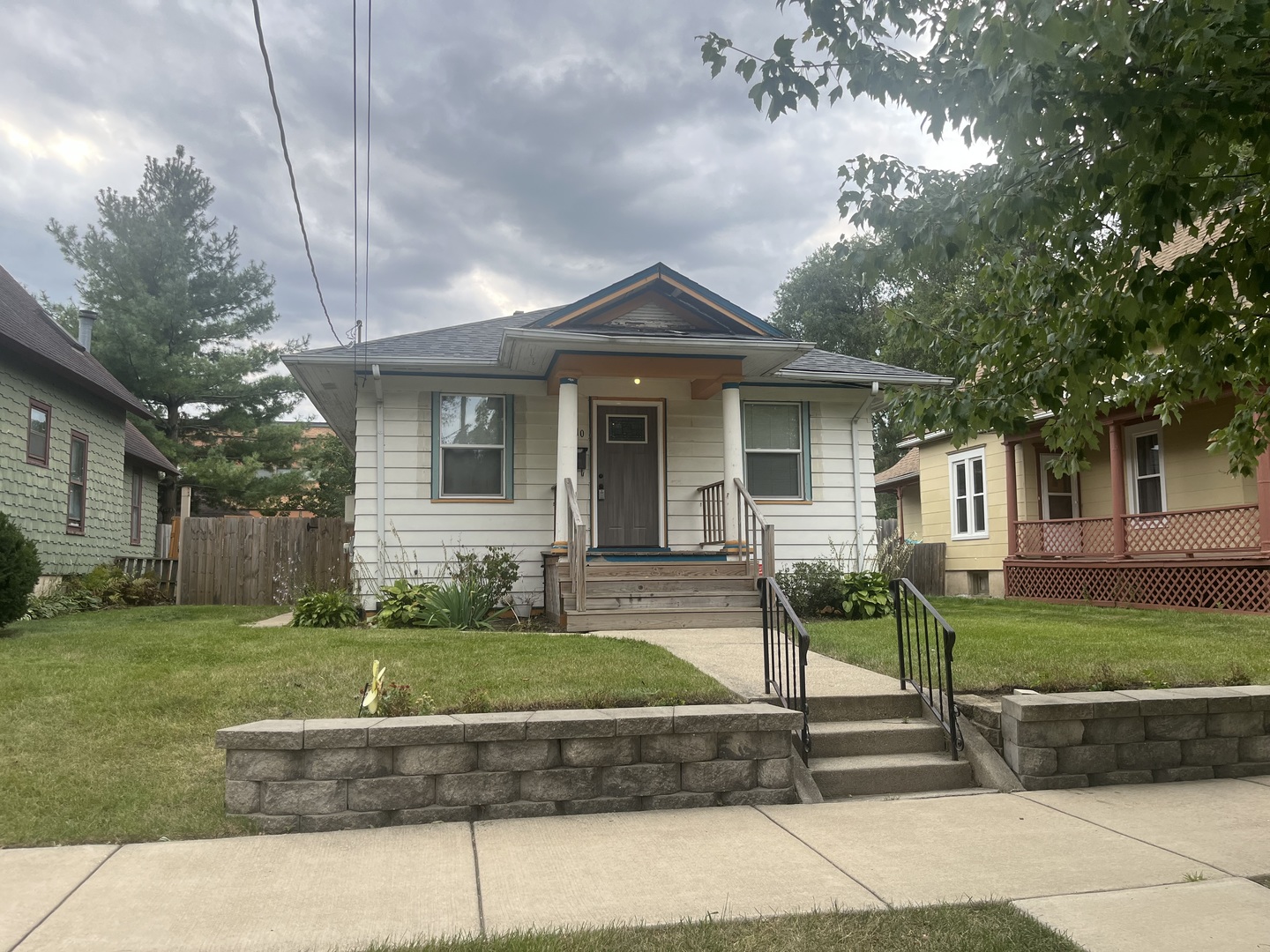 Photo 2 of 2 of 210 Orchard Street house