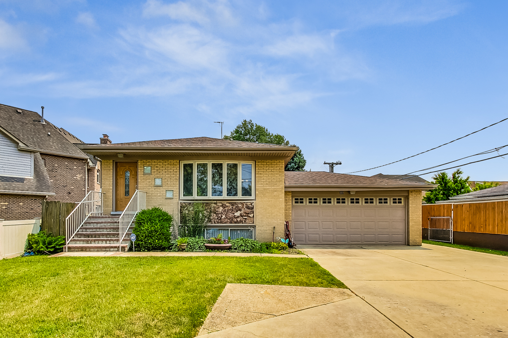 Photo 1 of 63 of 322 W Kimbell Avenue house