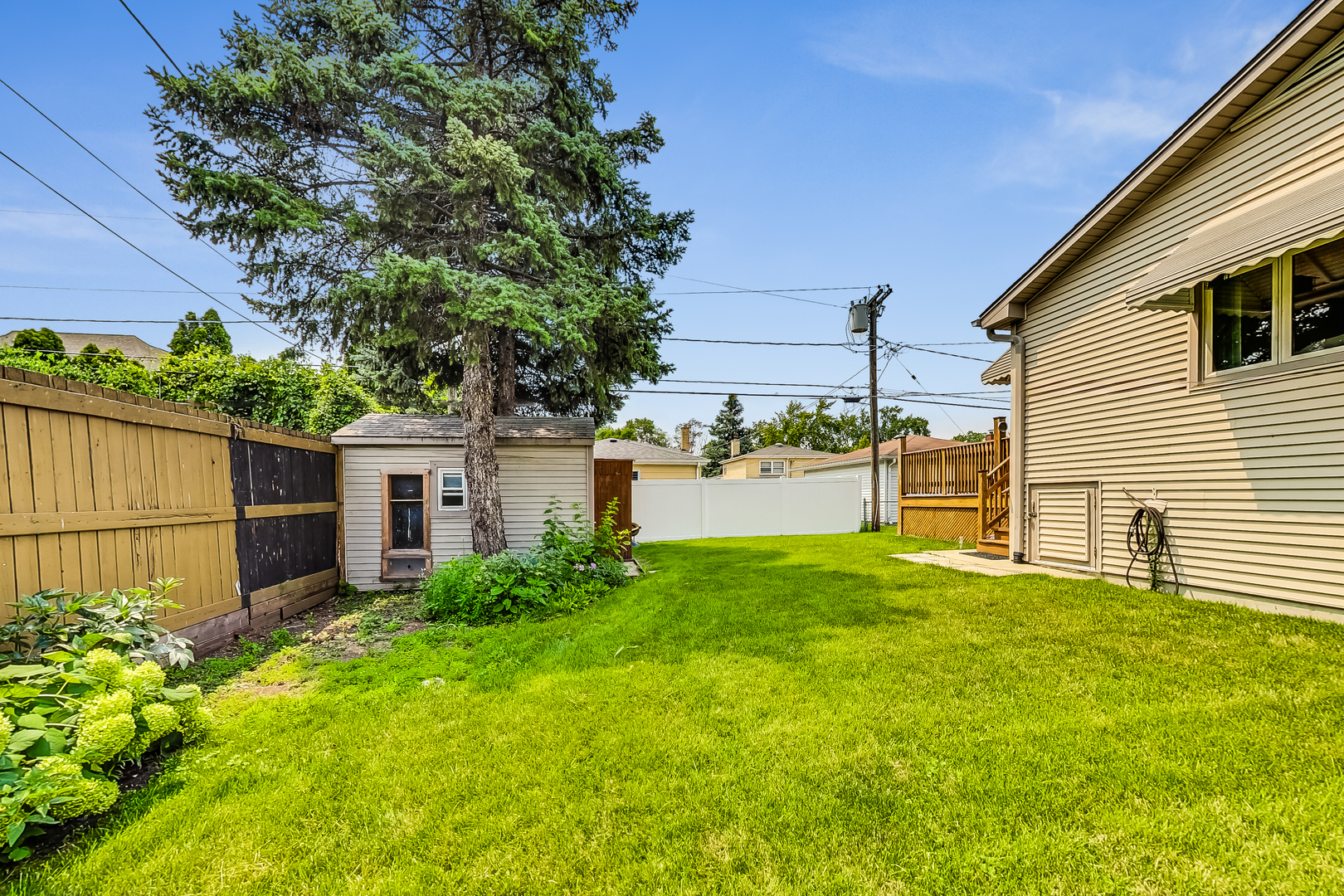 Photo 56 of 63 of 322 W Kimbell Avenue house