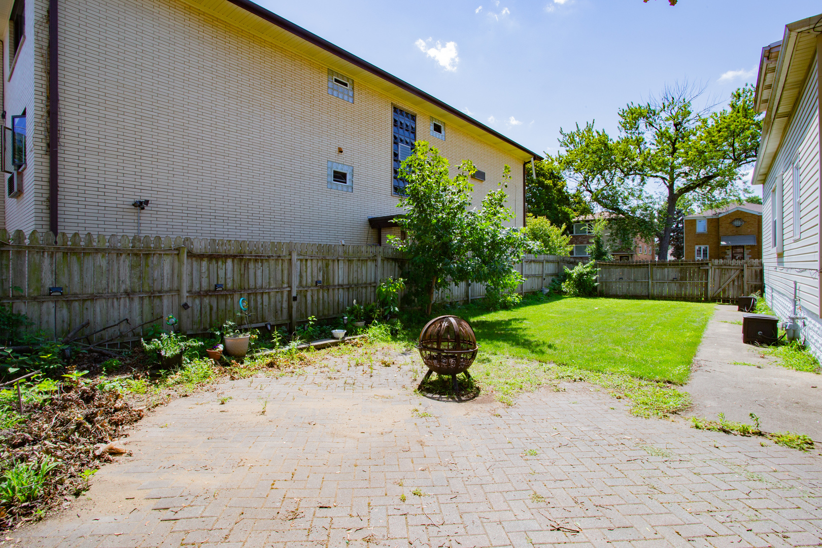 Photo 54 of 62 of 2635 N 73rd Avenue house