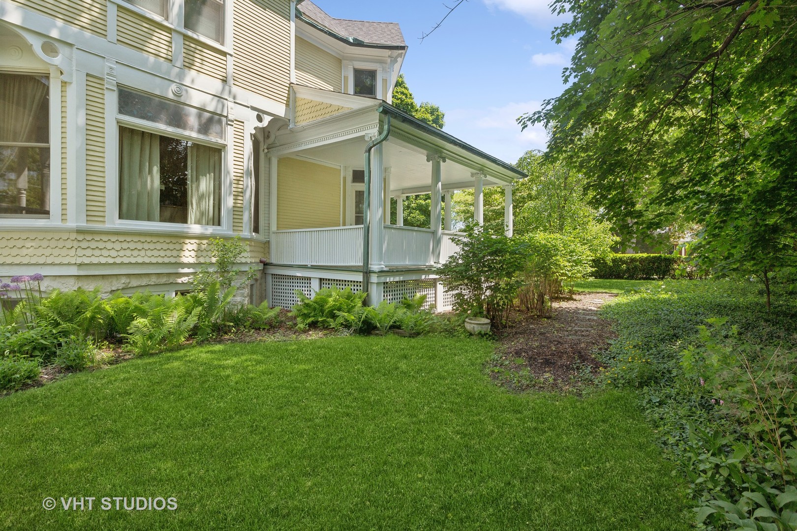 Photo 42 of 48 of 930 Ridge Avenue house