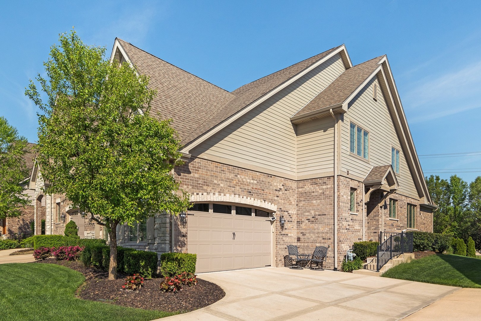 Photo 4 of 49 of 9868 Folkers Drive townhome