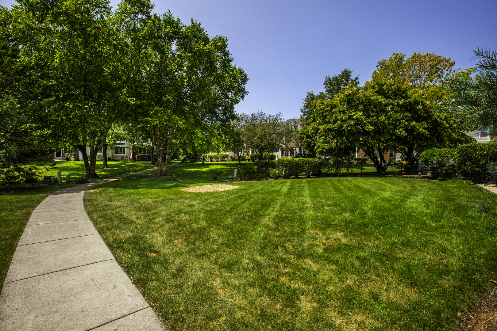 Photo 8 of 39 of 2567 Lorraine Circle townhome