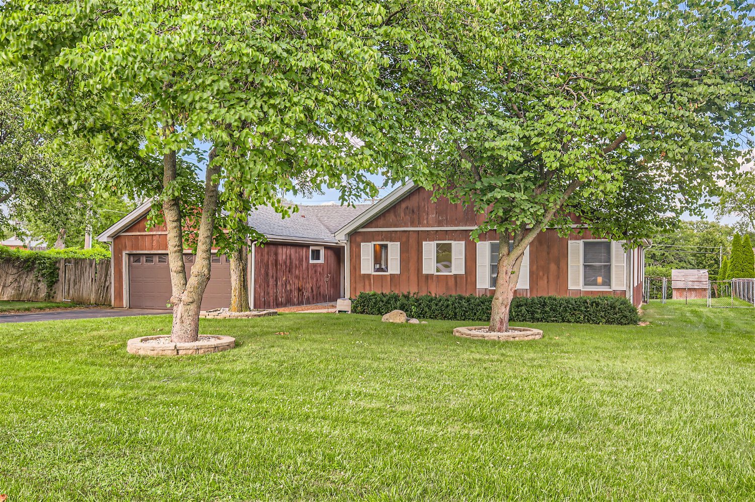 Photo 2 of 27 of 2N175 Bernice Avenue house