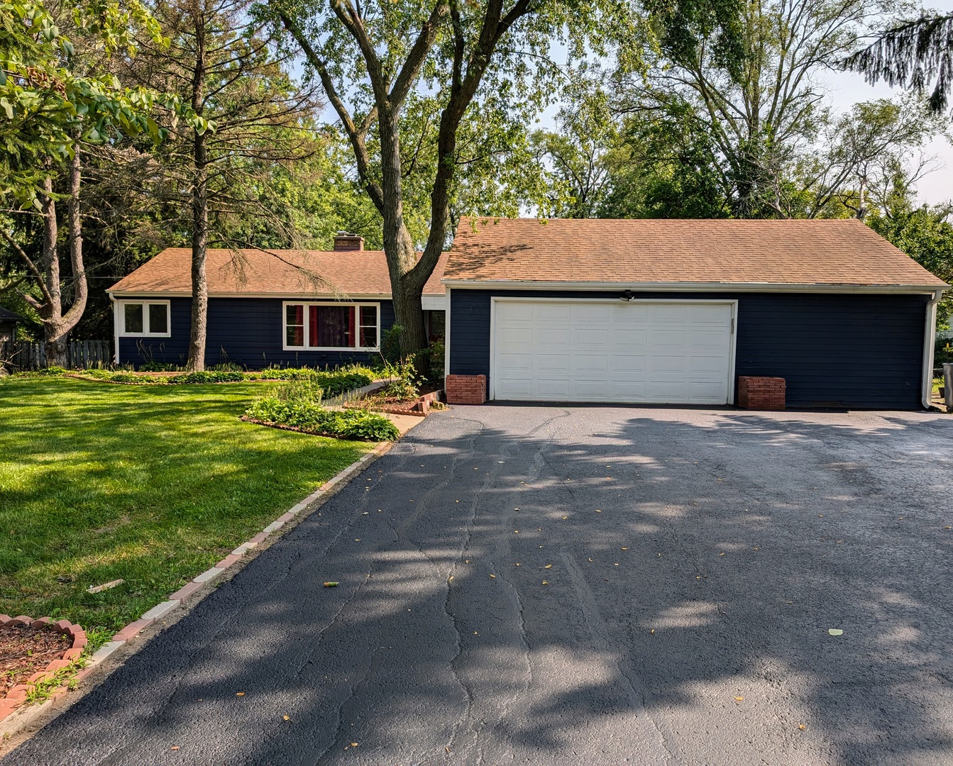 Photo 1 of 28 of 22W275 Peterson Avenue house