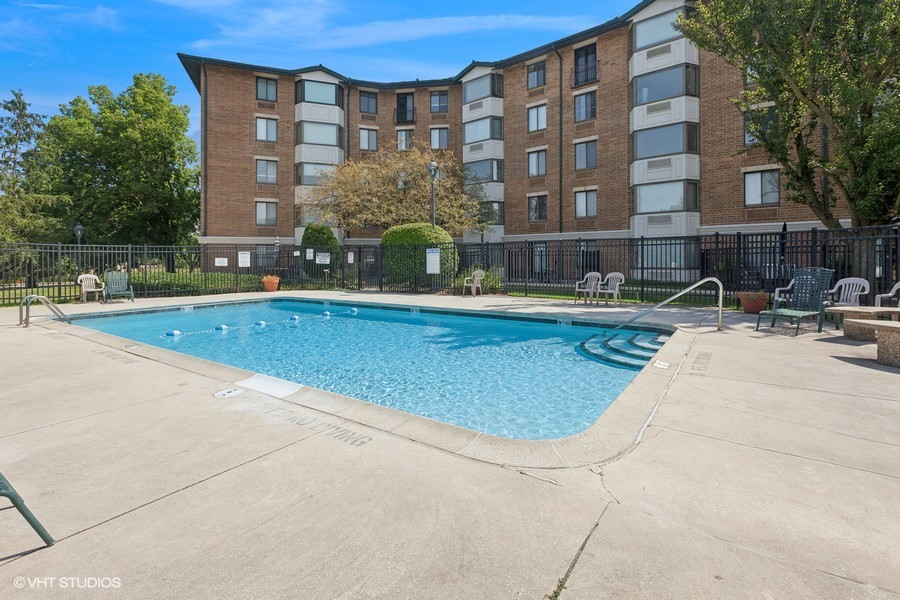 Photo 13 of 13 of 470 Fawell Boulevard 310 townhome