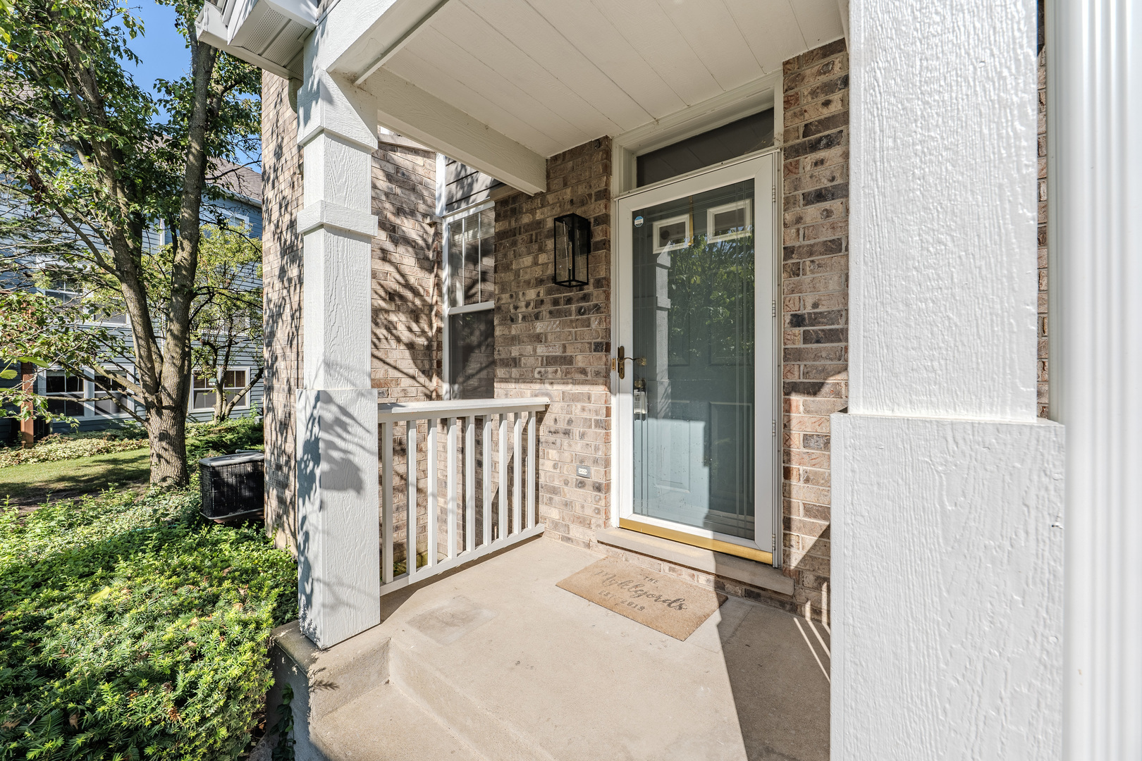 Photo 5 of 40 of 100 WOODVIEW Court 100 townhome