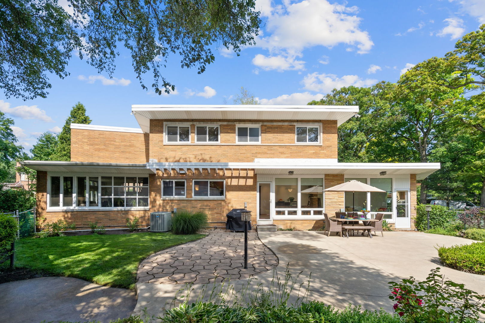 Photo 8 of 48 of 1160 Skokie Ridge Drive house