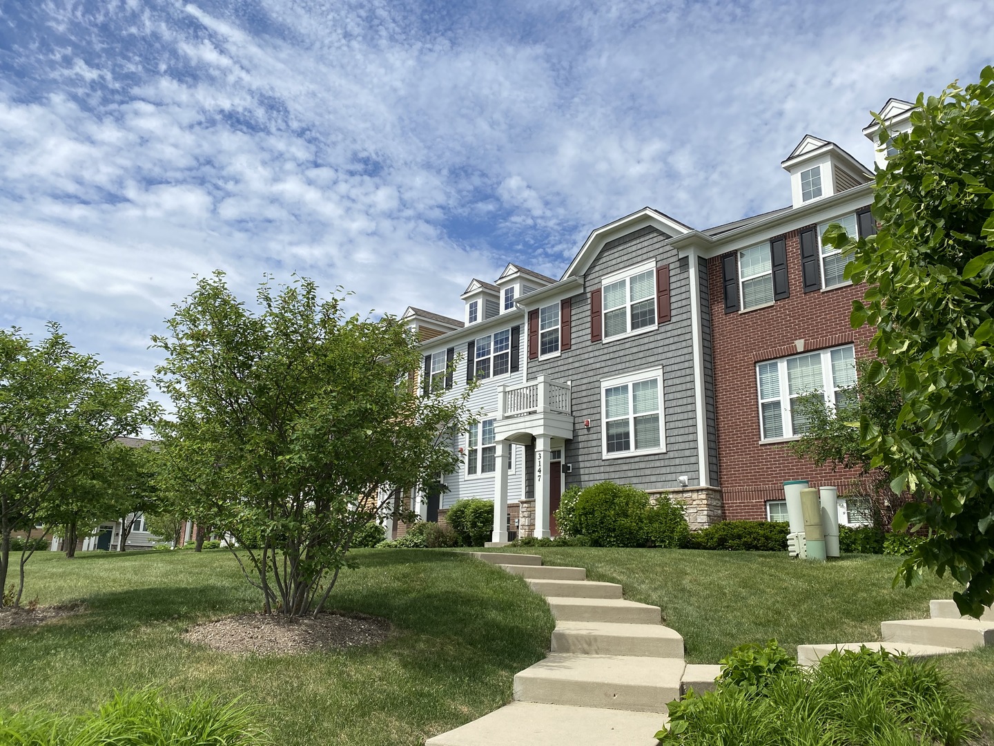 Photo 1 of 7 of 3147 Coral Lane townhome