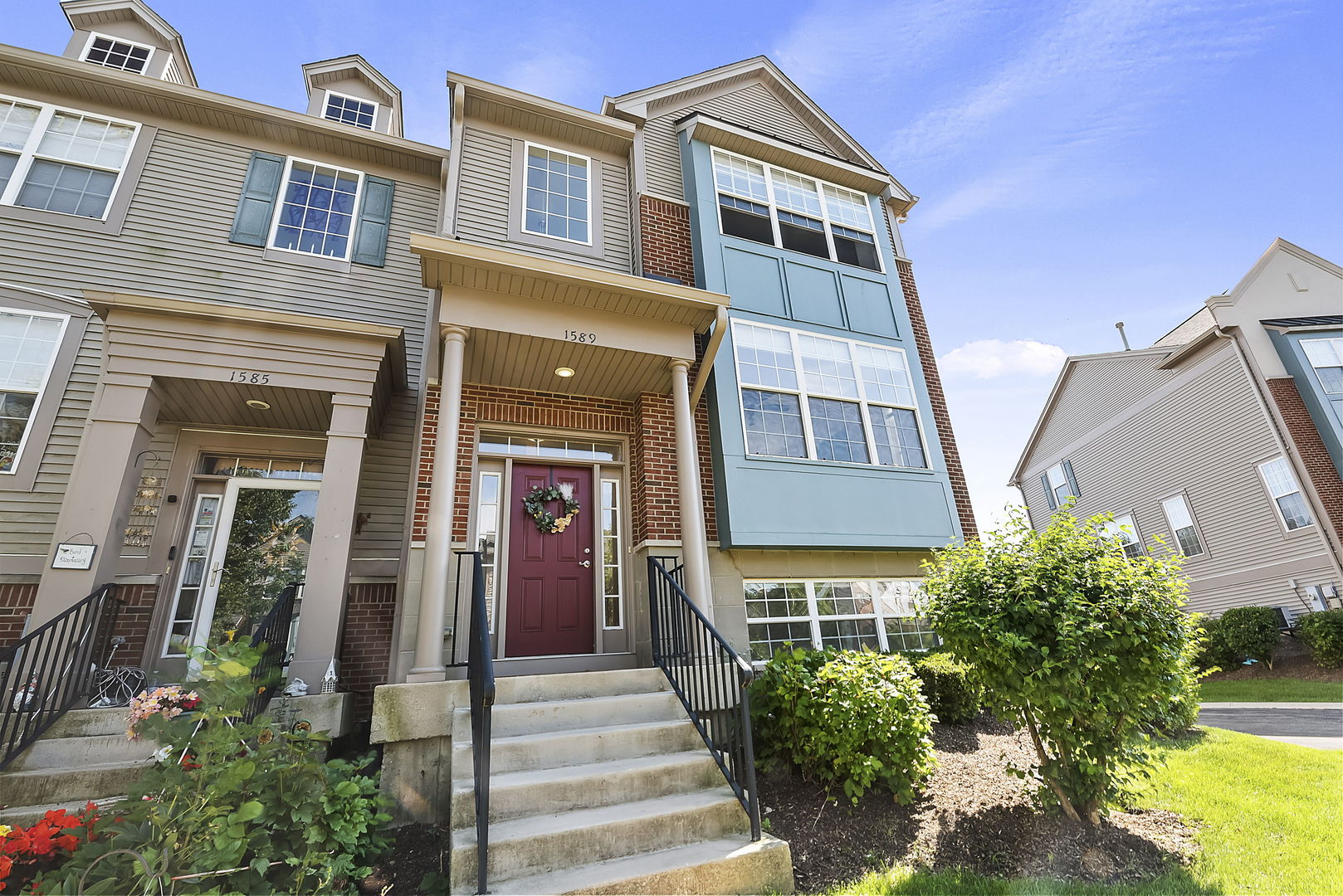 Photo 1 of 25 of 1589 Station Park Drive townhome