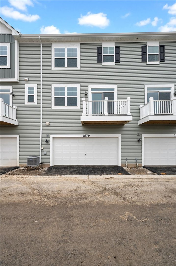 Photo 25 of 26 of 1579 Syracuse Drive townhome