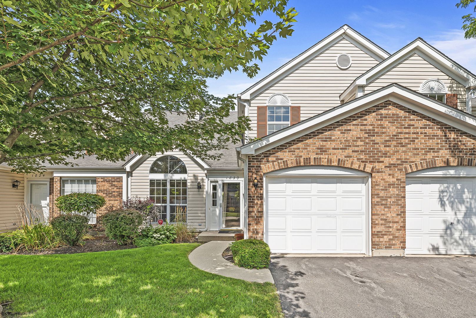 Photo 1 of 30 of 1830 Princeton Court townhome