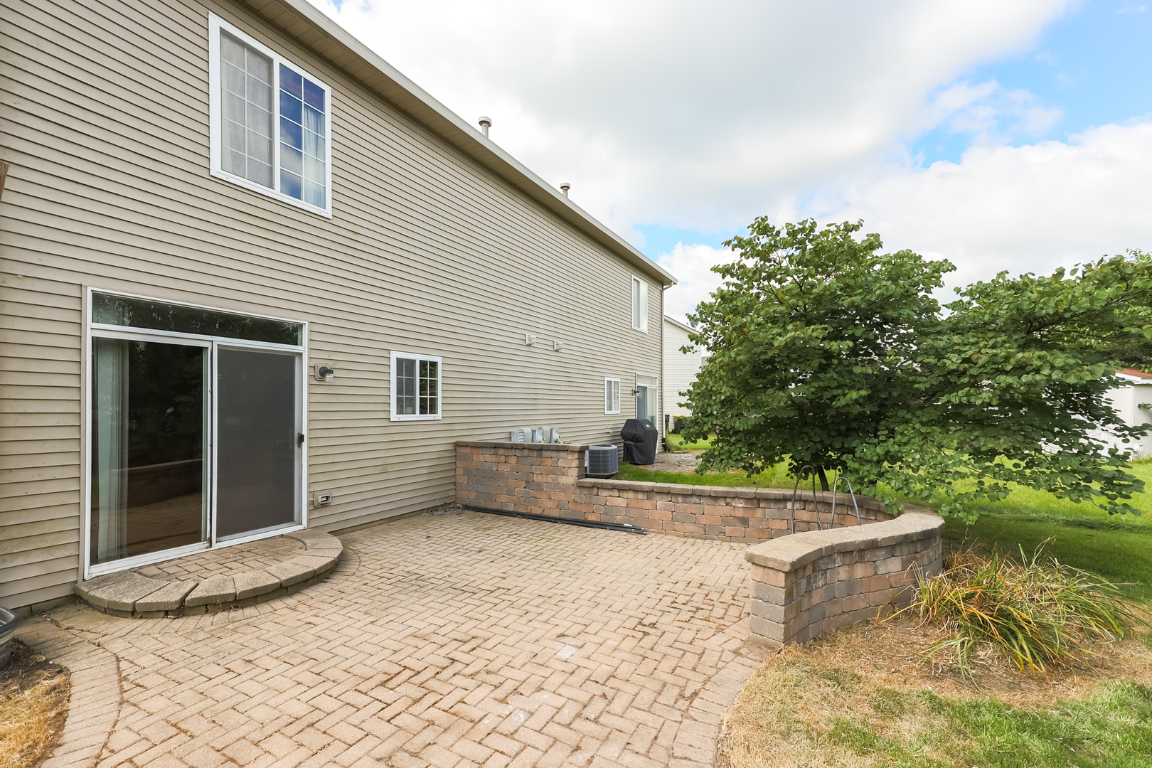 Photo 14 of 16 of 2552 Cesario Drive townhome