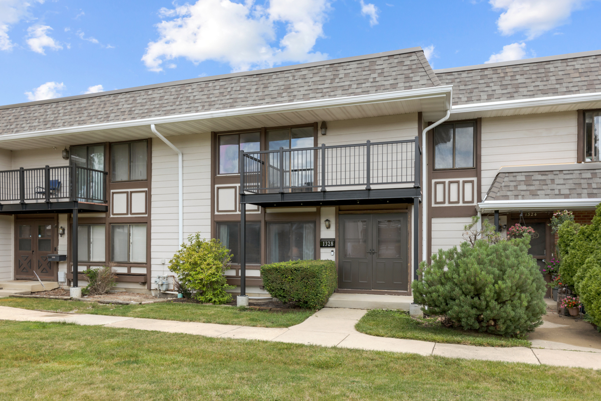 Photo 1 of 17 of 1328 Court O townhome