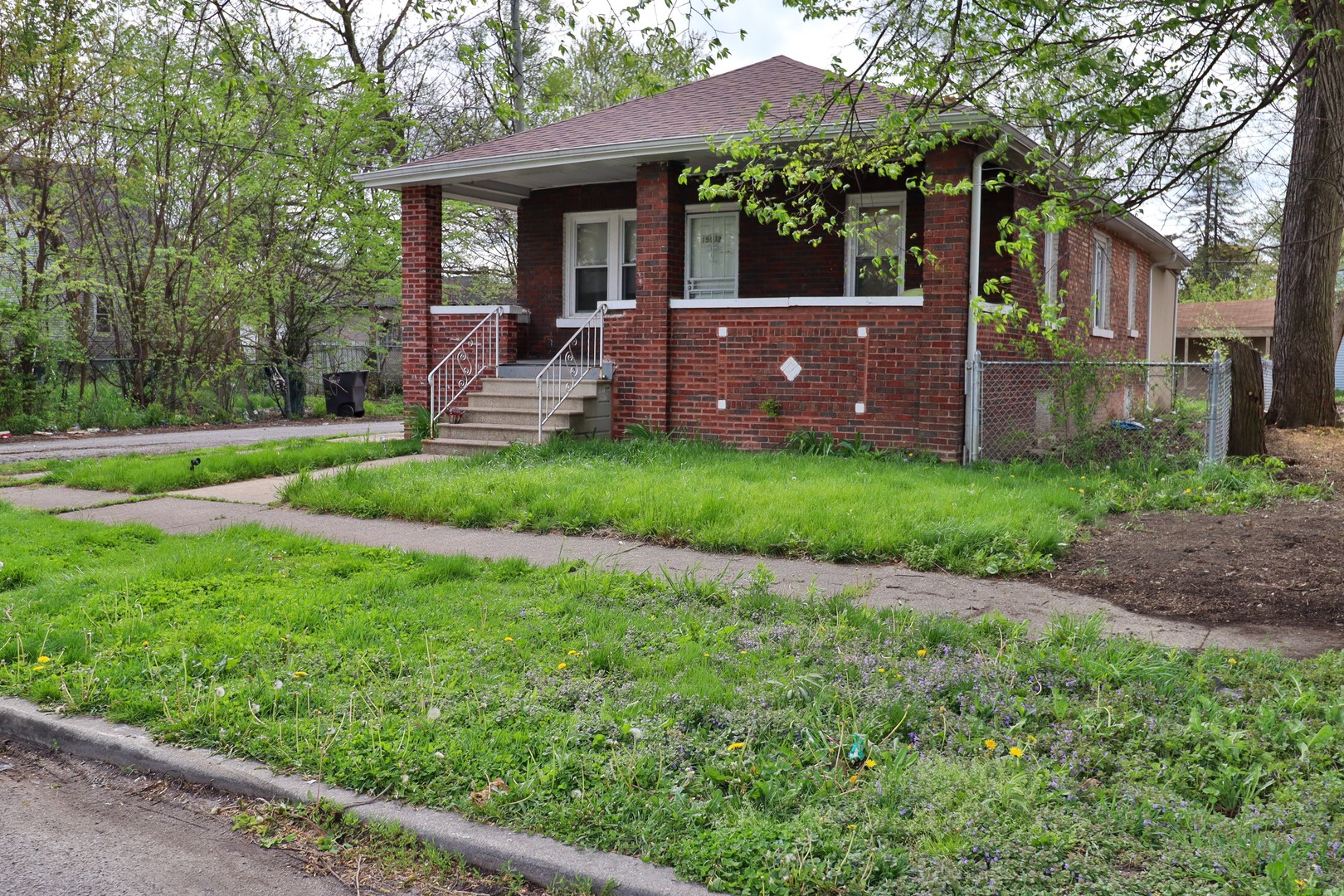 Photo 2 of 51 of 15032 Marshfield Avenue house